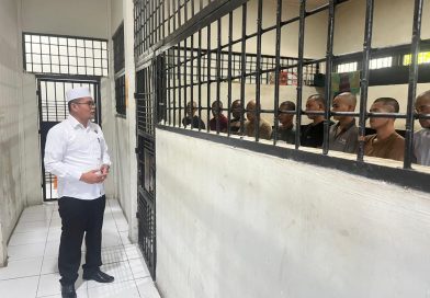 Sentuhan Ramadhan di Balik Jeruji, Tahanan Rutan Polres Nagan Raya Ikuti Binrohtal