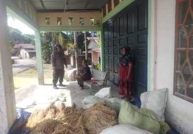 PERSONEL POLSEK BEUTONG LAKSANAKAN PATROLI DIALOGIS UNTUK MENINGKATKAN HARKAMTIBMAS