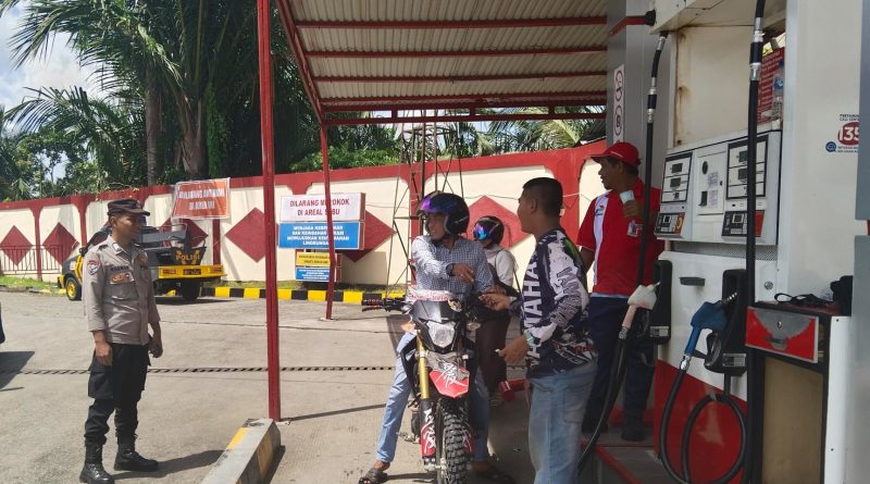 Polsek Seunagan Patroli SPBU Paya Undan, Pantau Antrean dan Stok BBM